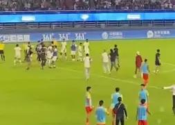 九游体育下载-法兰克福完成体检备战葡超广州队赛后更衣室发声，集结日摩纳哥调整名单以备法甲看傻球迷